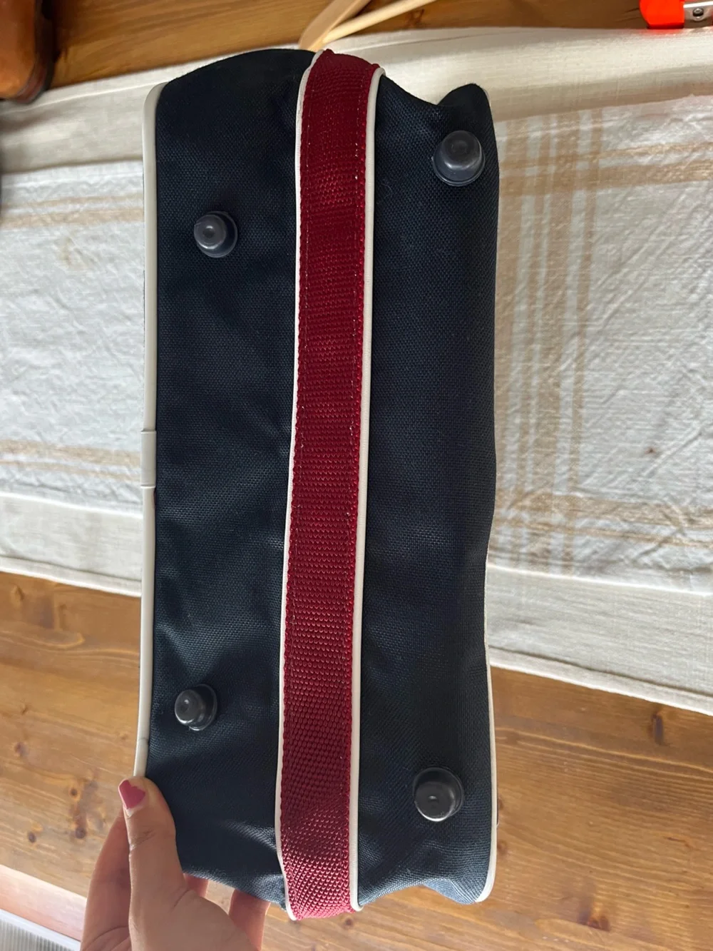 Vintage Retro Stripe Samsonite Men's Black and Burgundy Messenger Travel Bag